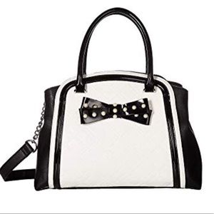 Betsey johnson pearl bow satchel